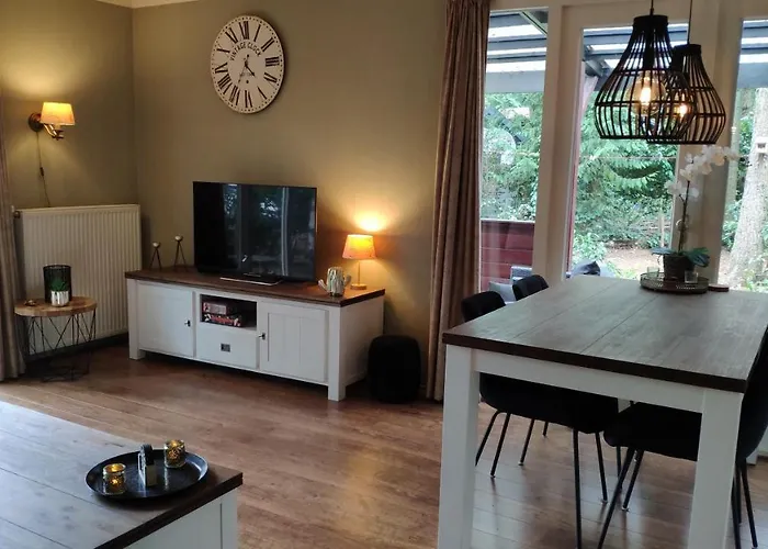 Bosbungalow De Eekhoorn * Nunspeet